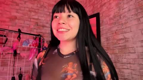 Snapshot of cherry_xoxx chatting on 10.27.25 online show from 10.27.25