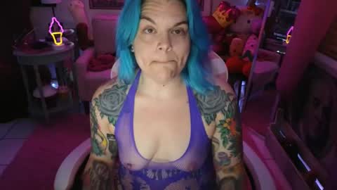 Snapshot of cherryb0mbb0mb chatting on 09.20.25 CherryBombBomb online show from 09.20.25