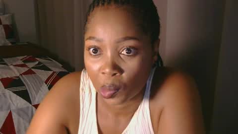 Snapshot of cherrybabexx chatting on 01.12.25 Cherrybabe online show from 01.12.25