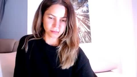 Anna online show from 04.10.26