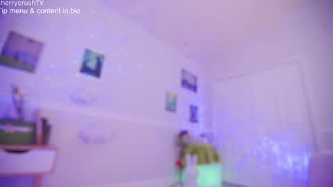 Cherry Crush  online show from 02.16.26