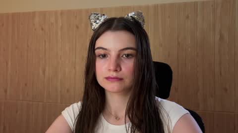 Snapshot of cherryelin chatting on 02.01.25 Lina online show from 02.01.25