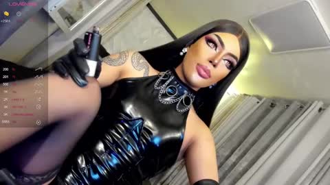 Snapshot of cherryharper chatting on 01.24.25 THE ALPHA GODDESSOFSEXUALDESIRE online show from 01.24.25