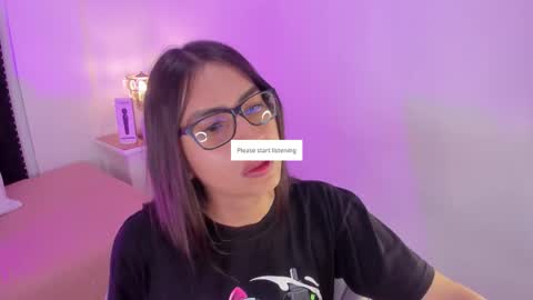 Snapshot of cherrylady2 chatting on 11.12.25 Cherry online show from 11.12.25