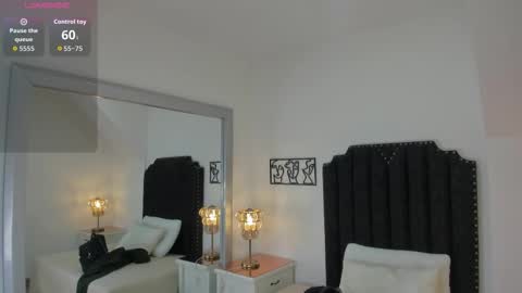 Snapshot of cherrylady2 chatting on 12.04.25 Cherry online show from 12.04.25