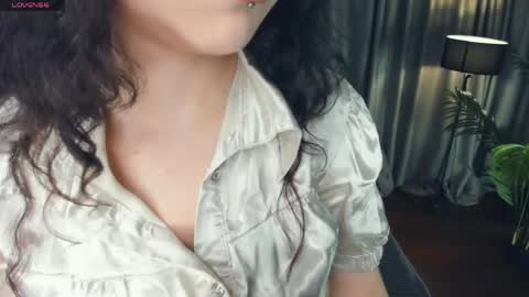 Isabel online show from 04.26.26