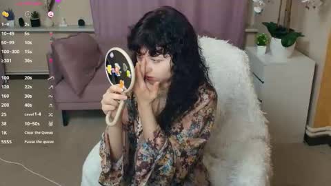 Isabel online show from 06.25.26