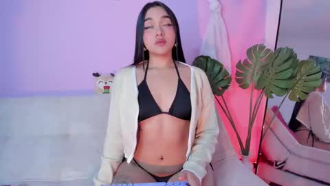 Snapshot of cherrymel_ chatting on 11.20.25 Mely online show from 11.20.25