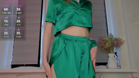 Lysia online show from 10.06.25