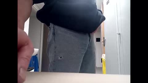 Snapshot of chevy69 chatting on 03.04.25 chevy69 online show from 03.04.25