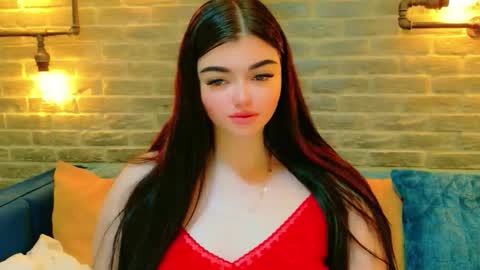 Chiara online show from 03.04.26