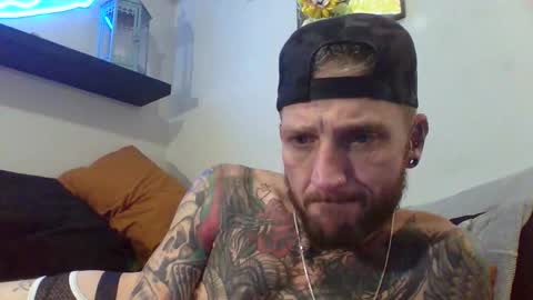 Snapshot of chiarov chatting on 01.18.26 chiarov online show from 01.18.26