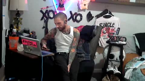 Snapshot of chiarov chatting on 02.14.26 chiarov online show from 02.14.26