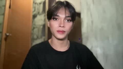 Snapshot of chichay_addams chatting on 11.22.25 Addams online show from 11.22.25