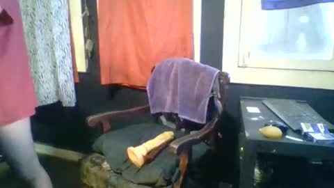 Snapshot of chilesumcl chatting on 12.21.25 chilesumcl online show from 12.21.25