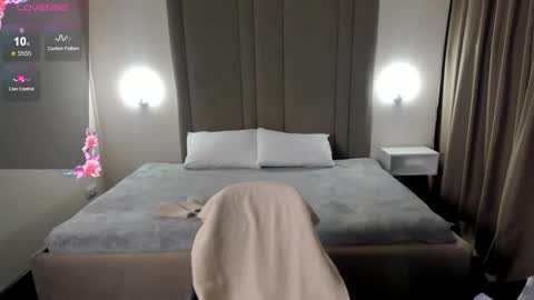 Cameron online show from 11.14.25