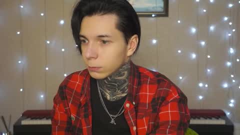 Snapshot of chillguy2k chatting on 12.08.24 Rick online show from 12.08.24