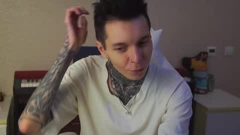 Snapshot of chillguy2k chatting on 01.18.25 Rick online show from 01.18.25