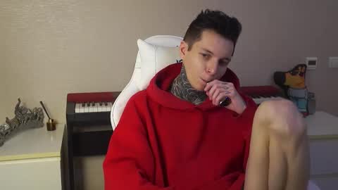 Snapshot of chillguy2k chatting on 01.20.25 Rick online show from 01.20.25