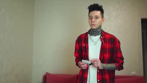 Snapshot of chillguy2k chatting on 02.05.25 Rick online show from 02.05.25