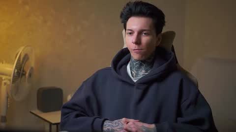 Snapshot of chillguy2k chatting on 09.23.25 Rick online show from 09.23.25