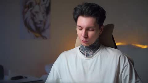 Snapshot of chillguy2k chatting on 09.27.25 Rick online show from 09.27.25