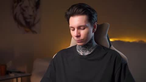 Snapshot of chillguy2k chatting on 10.07.25 Rick online show from 10.07.25