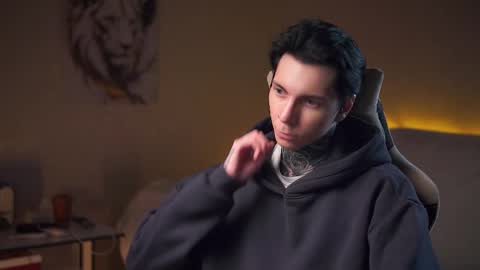 Snapshot of chillguy2k chatting on 10.22.25 Rick online show from 10.22.25