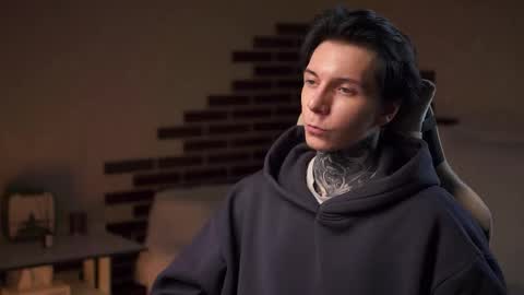 Snapshot of chillguy2k chatting on 11.29.25 Rick online show from 11.29.25