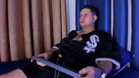 Willix  online show from 07.08.26