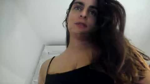 Snapshot of chillwithcamii chatting on 09.29.25 yoursensualparadise online show from 09.29.25