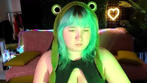 Snapshot of chimberwol chatting on 09.09.25 Chim-Chim online show from 09.09.25