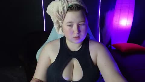 Snapshot of chimberwol chatting on 10.02.25 Chim-Chim online show from 10.02.25