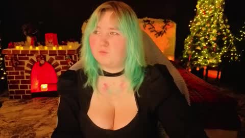 Snapshot of chimberwol chatting on 12.04.25 Chim-Chim online show from 12.04.25