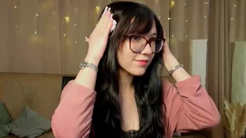 Leyna online show from 01.10.26