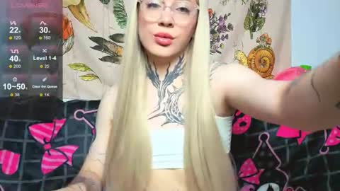Chloe INDEPENDENT MODEL online show from 06.15.26