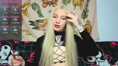 Chloe INDEPENDENT MODEL online show from 06.18.26