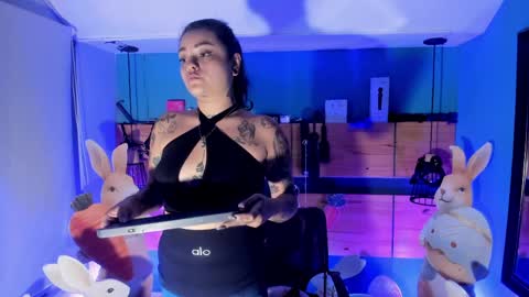 Chloeallennn  online show from 04.01.26