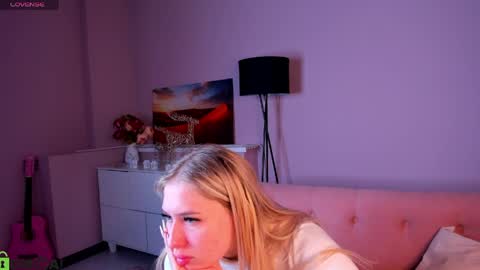 Chloe online show from 04.26.26