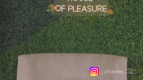 Snapshot of chloe_dee_ chatting on 09.28.25 Chloe online show from 09.28.25