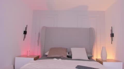 Snapshot of chloe_dee_ chatting on 11.17.25 Chloe online show from 11.17.25