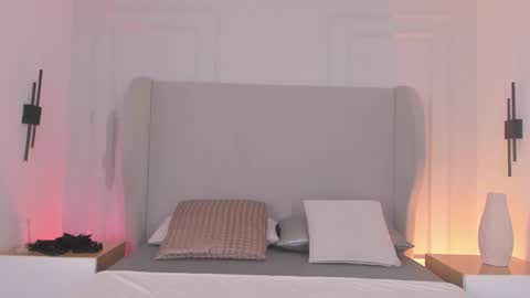 Snapshot of chloe_dee_ chatting on 11.26.25 Chloe online show from 11.26.25