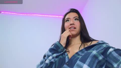 chloe_desire11 online show from 05.18.26