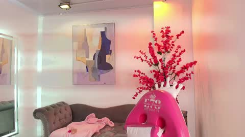 Snapshot of chloe_dolly chatting on 04.15.26 Chloe online show from 04.15.26