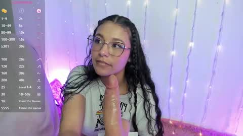 Chloe  online show from 03.10.25