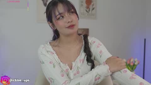 Chloe  online show from 05.22.26