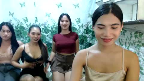 chloe and harlot online show from 06.15.26