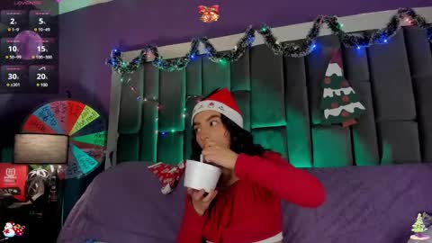 Isabella curly hair - Anastasia short hair  online show from 12.09.24