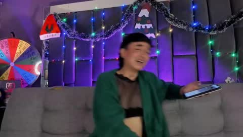 Isabella curly hair - Anastasia short hair  online show from 12.31.24