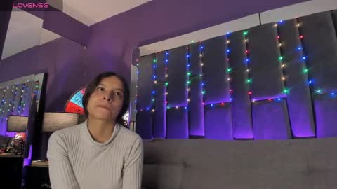 Isabella curly hair - Anastasia short hair  online show from 01.11.25